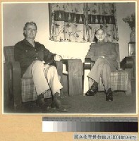 藏品(蔣主席與中國戰區參謀兼美軍總司令魏特邁將軍)的圖片